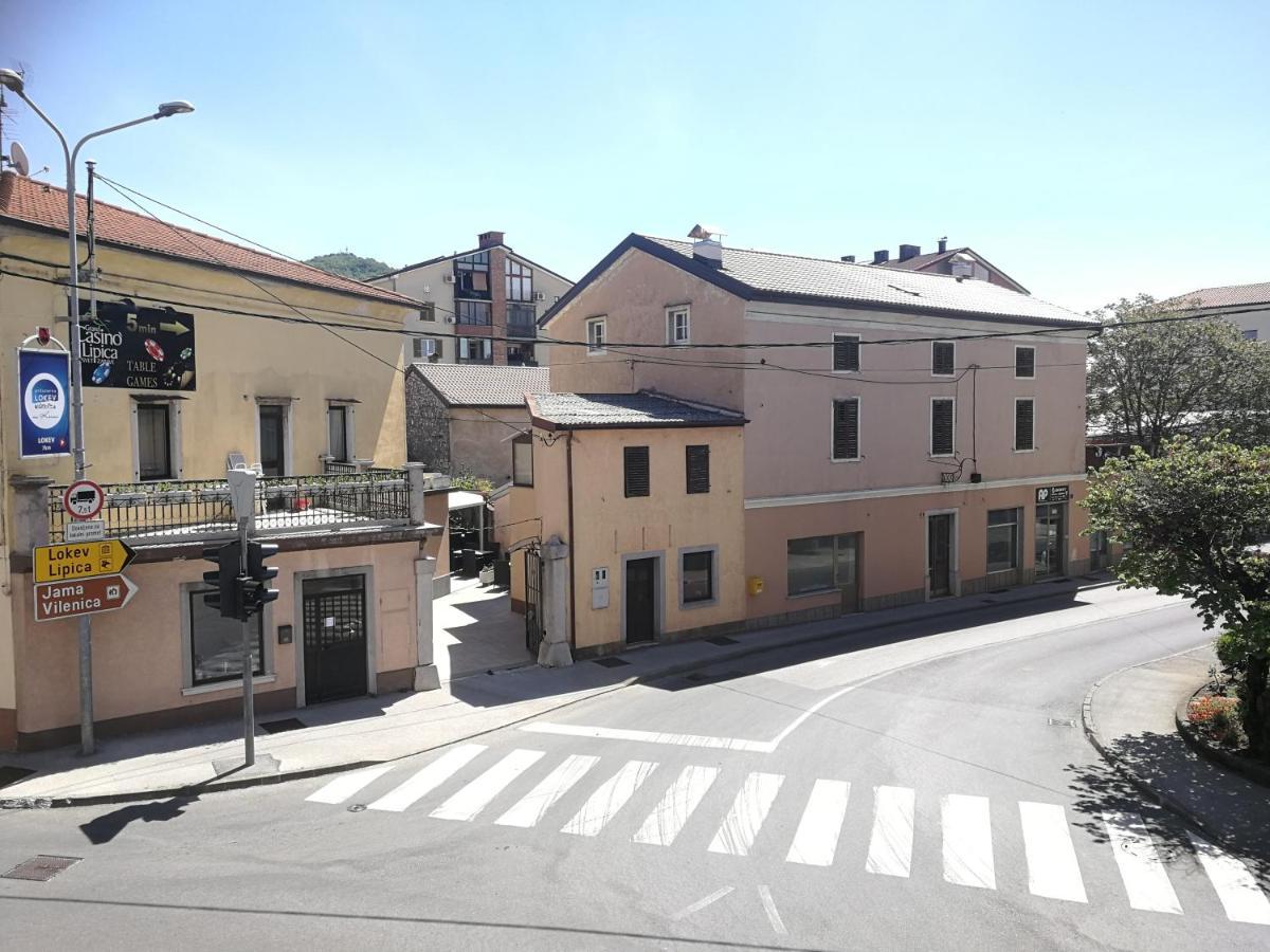 Apartments B&M Sezana Exterior photo