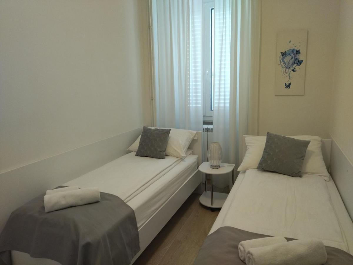 Apartments B&M Sezana Exterior photo